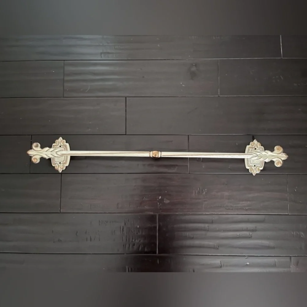 Vintage towel rack holder white and gold
